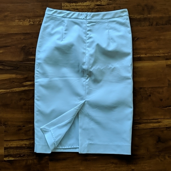 Zara Basics White Pencil Skirt - Picture 2 of 6